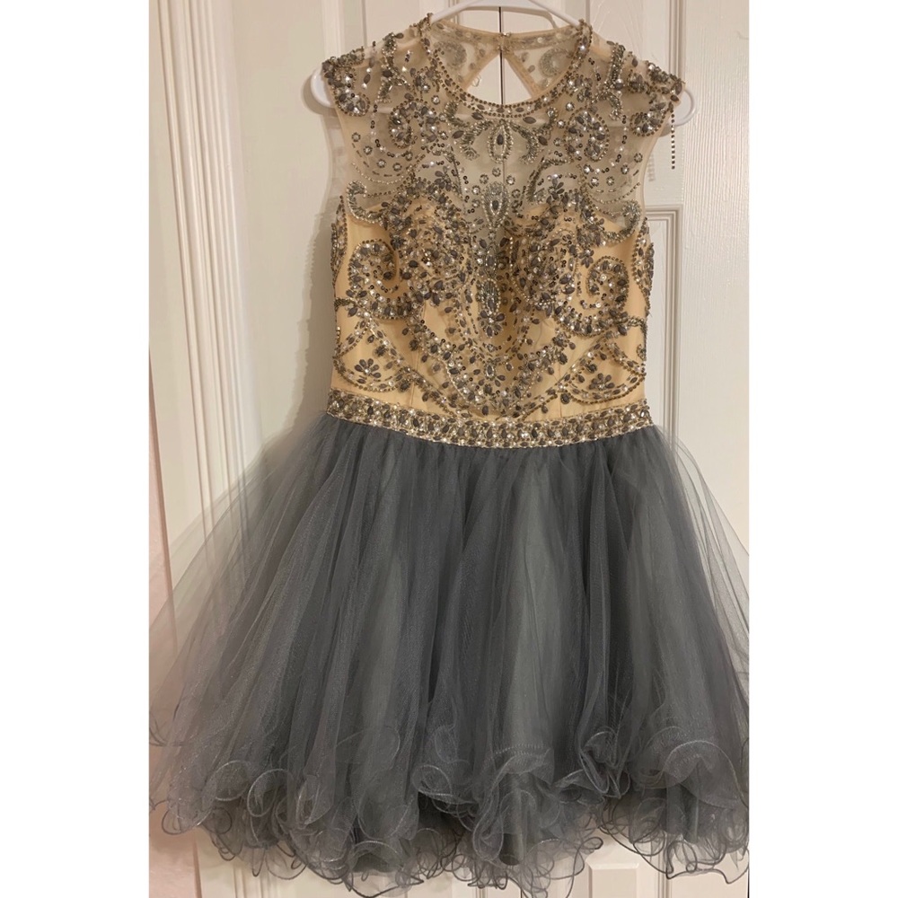 Beautiful rhimestone dress!